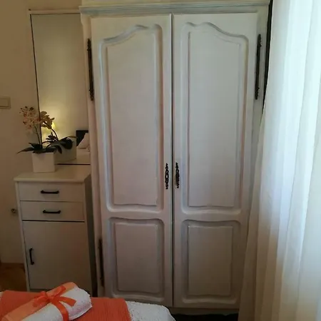 Apartment Vikendica Tonsa *